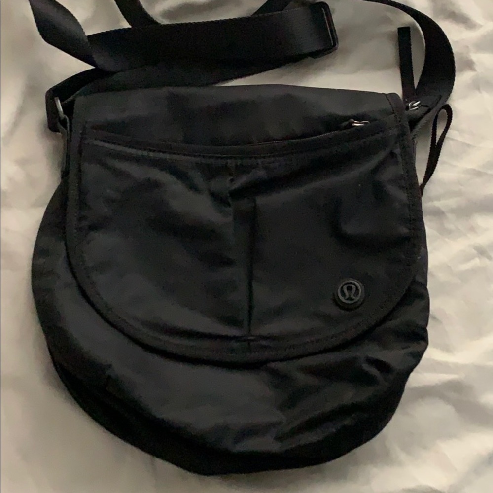 Lululemon - The Essentials Bag, black